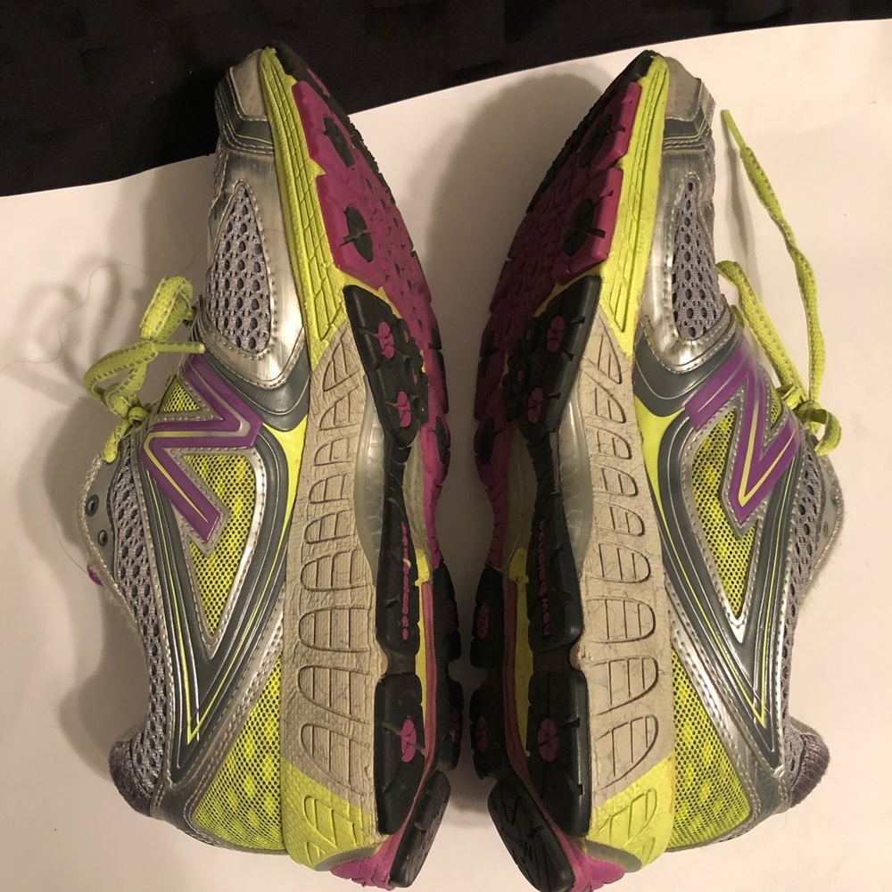 New Balance 860 V3 Running W860YG3 Shoes Sneakers - Picture 6 of 8